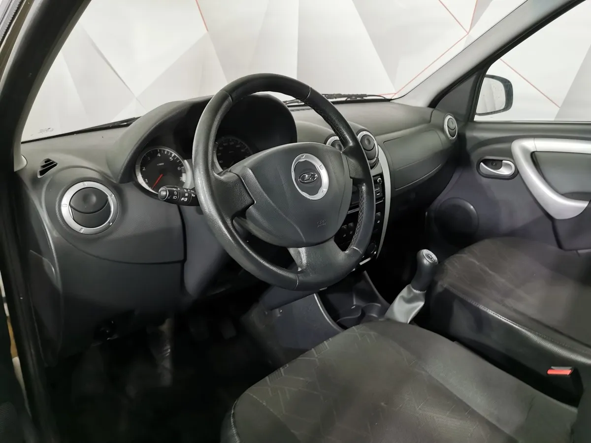 ВАЗ (Lada) Largus 1.6 MT 16 кл (5 мест) (106 л.с.) KS045-52-X00 Luxe Серый в АВИЛОН. Слайд №17