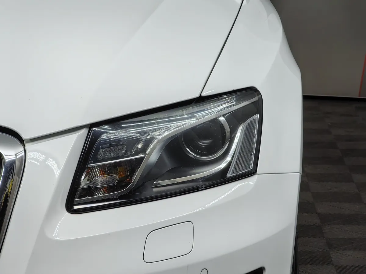 Audi Q5 2.0 TFSI tiptronic quattro (211 л.с.) Белый в АВИЛОН. Слайд №10