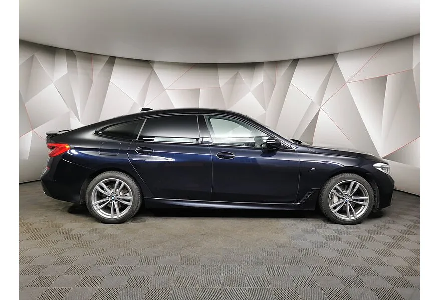 LIVE. Слайд №4