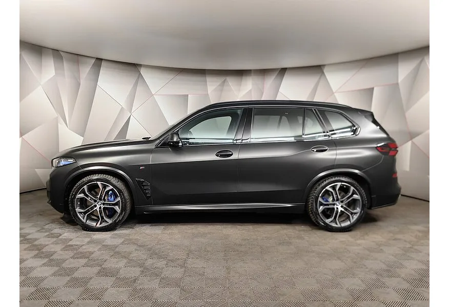 BMW X5 XDrive40i Steptronic (381 л.с.) Черный в АВИЛОН. Слайд №5 BMW X5 XDrive40i Steptronic (381 л.с.) Черный в АВИЛОН. Слайд №5