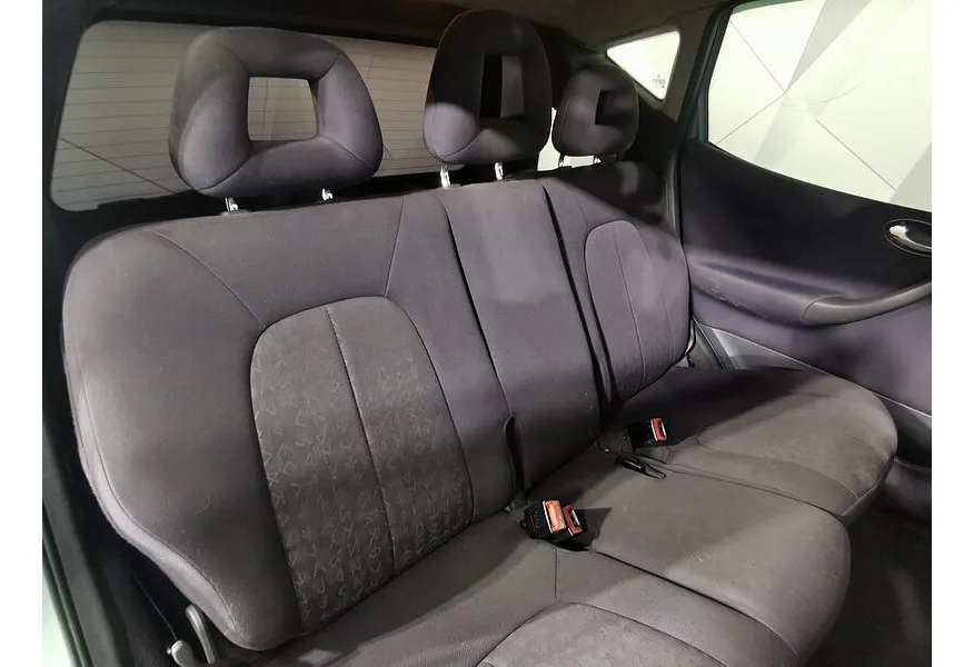 Mercedes-Benz A-Класс A 160 L AT (102 л.с.) Серый в АВИЛОН. Слайд №15