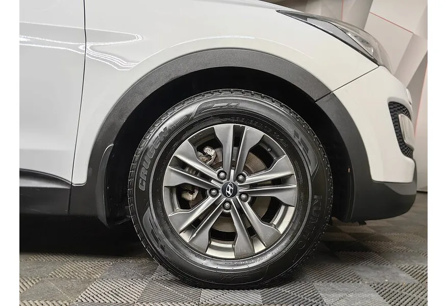 Hyundai Santa Fe 2.2 CRDi MT (197 л.с.) Белый в АВИЛОН. Слайд №9