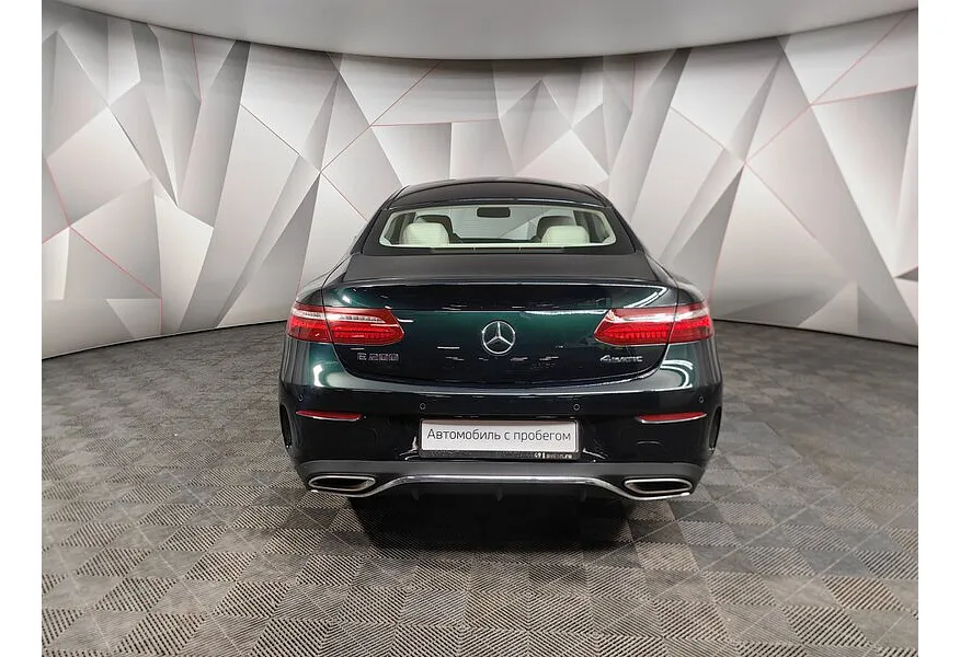 Mercedes-Benz E-Класс E 200 4MATIC G-TRONIC (184 л.с.) Sport Зеленый в АВИЛОН. Слайд №8