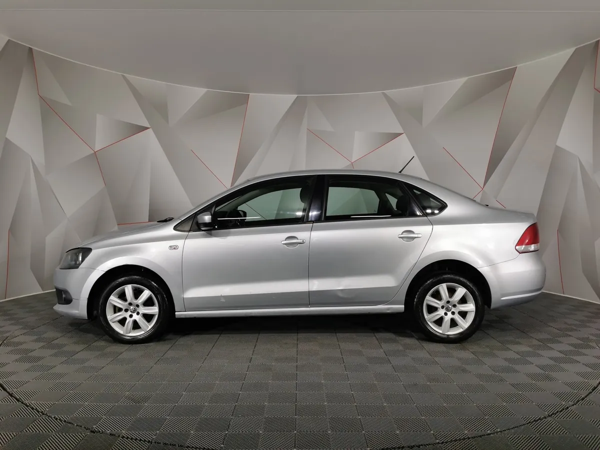 Volkswagen Polo 1.6 Tiptronic (105 л.с.) Comfortline Серебристый в АВИЛОН. Слайд №5