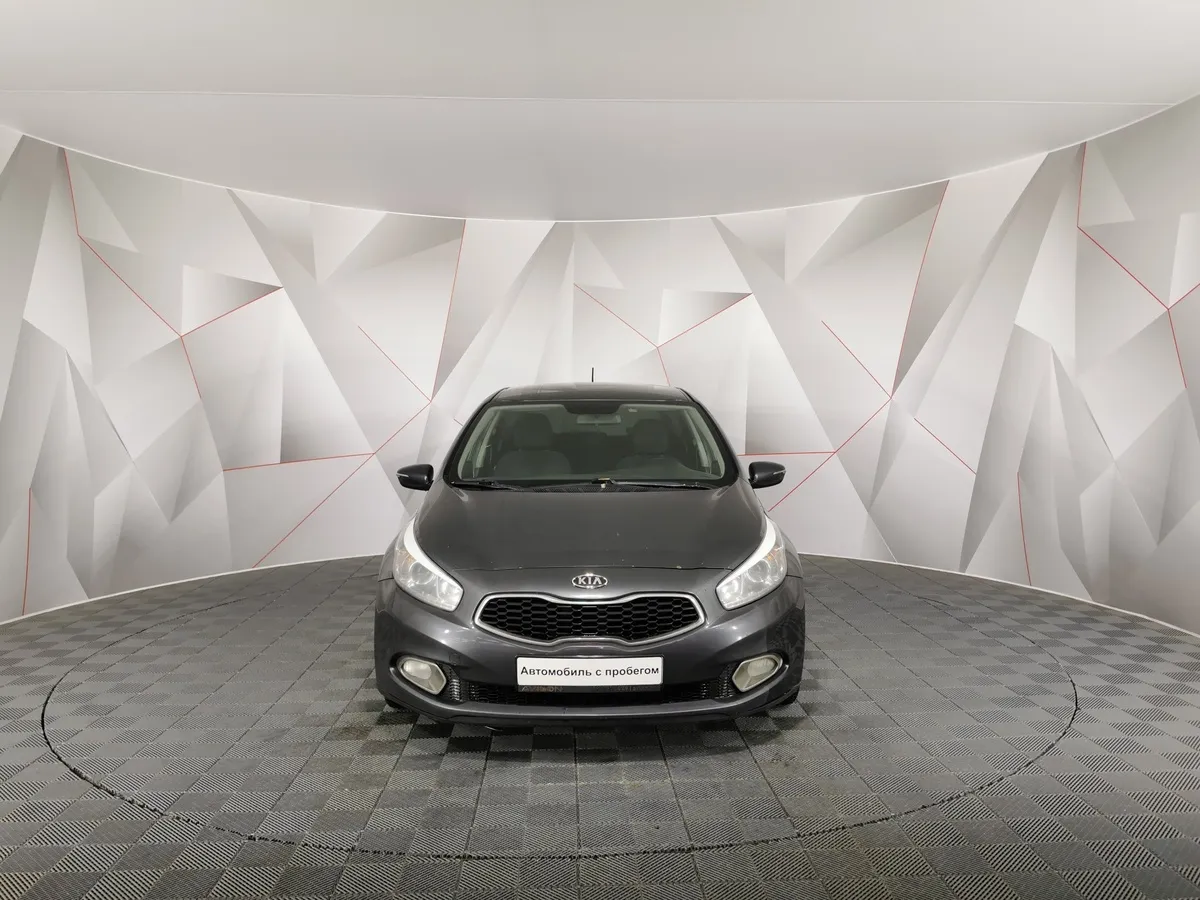 Kia Ceed 1.6 AT (129 л.с.) Серый в АВИЛОН. Слайд №7