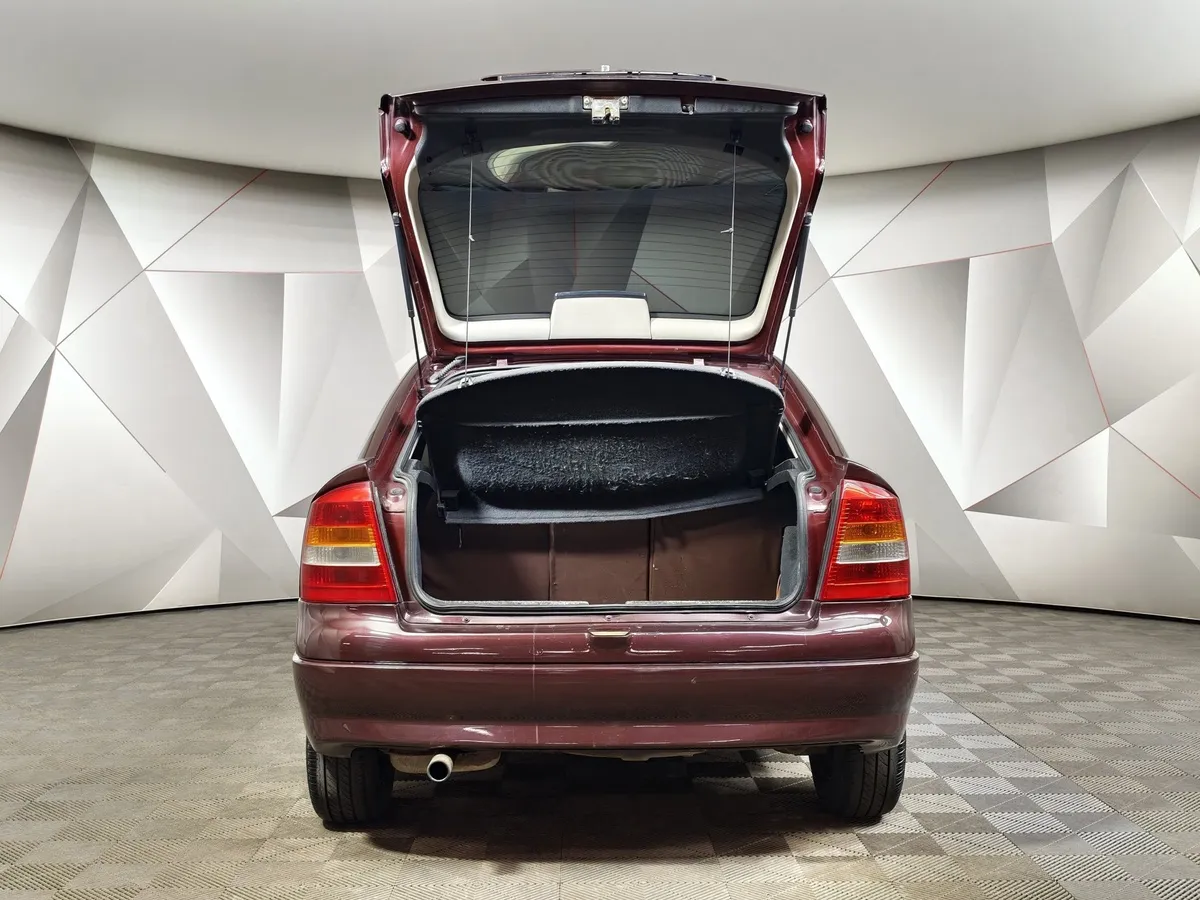 Opel Astra 1.6 Easytronic (115 л.с.) base в АВИЛОН. Слайд №11