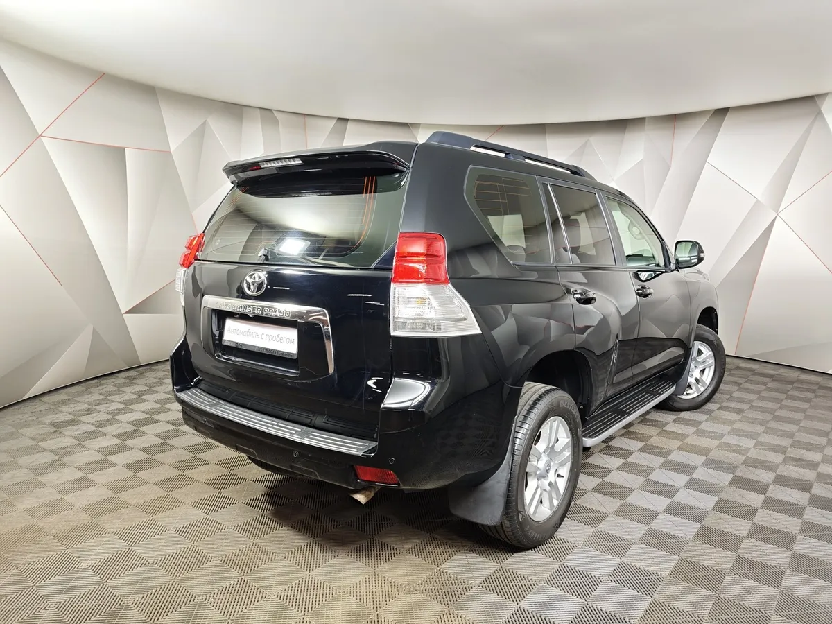 Toyota Land Cruiser Prado 4.0 AT 4WD (282 л.с.) Стандарт Черный в АВИЛОН. Слайд №2