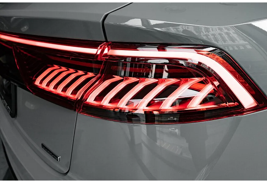 Audi Q8 50 TDI Tiptronic quattro (286 л.с.) Серый в АВИЛОН. Слайд №14 Audi Q8 50 TDI Tiptronic quattro (286 л.с.) Серый в АВИЛОН. Слайд №14