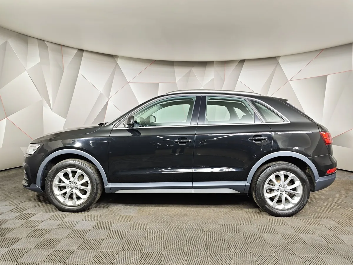 Audi Q3 2.0 TFSI S-tronic quattro (180 л.с.) Черный в АВИЛОН. Слайд №5