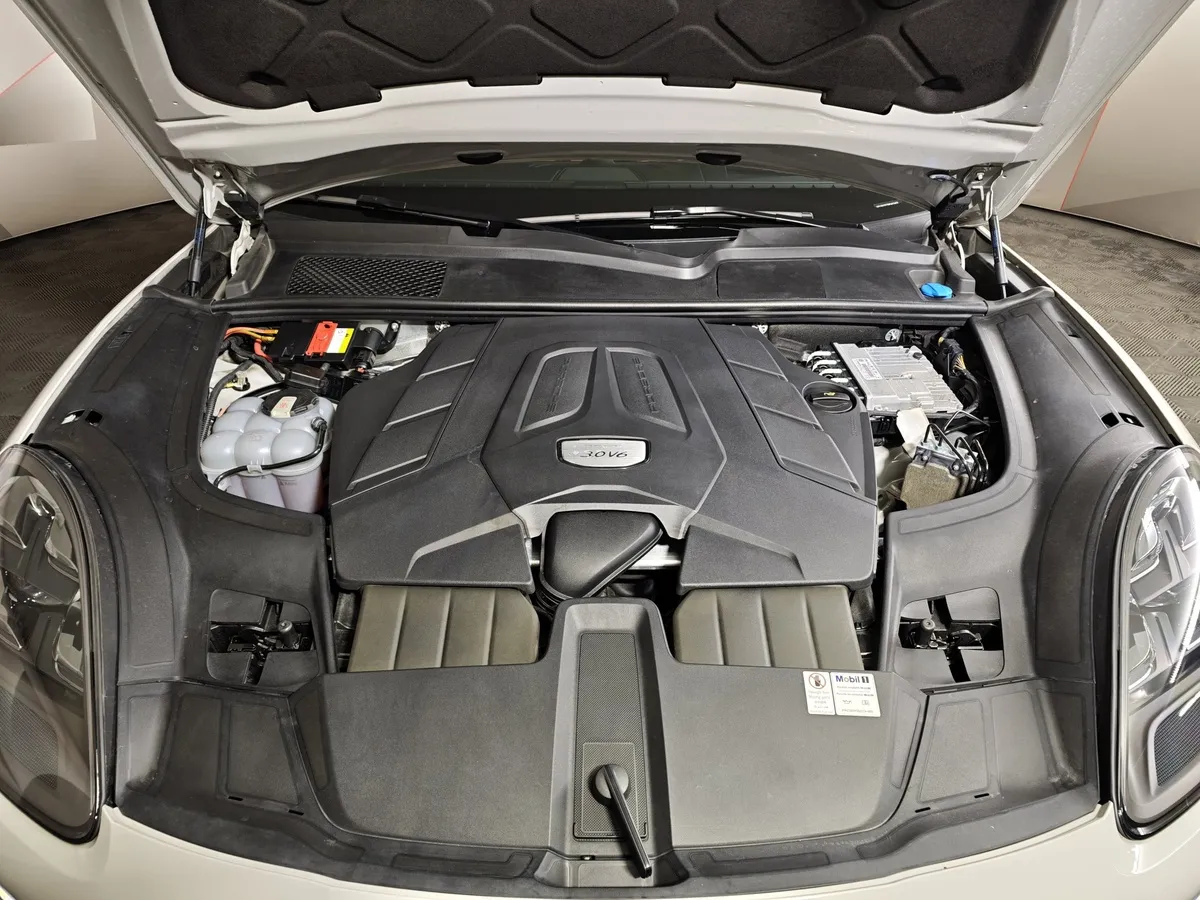 Porsche Cayenne Coupe 3.0 Tiptronic AWD (340 л.с.) Белый в АВИЛОН. Слайд №11