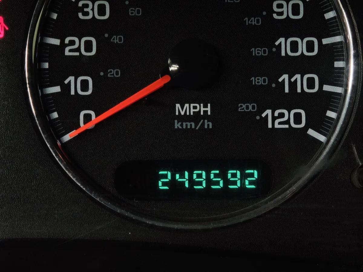 Dodge Intrepid 2.7 AT (200 л.с.) Синий в АВИЛОН. Слайд №10