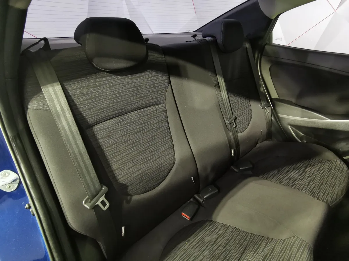 Hyundai Solaris 1.6 AT (123 л.с.) Синий в АВИЛОН. Слайд №16