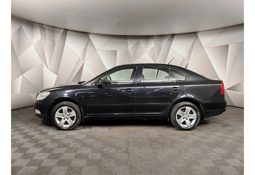 Skoda Octavia 1.4 TSI DSG (122 л.с.) Черный в АВИЛОН. Слайд №5