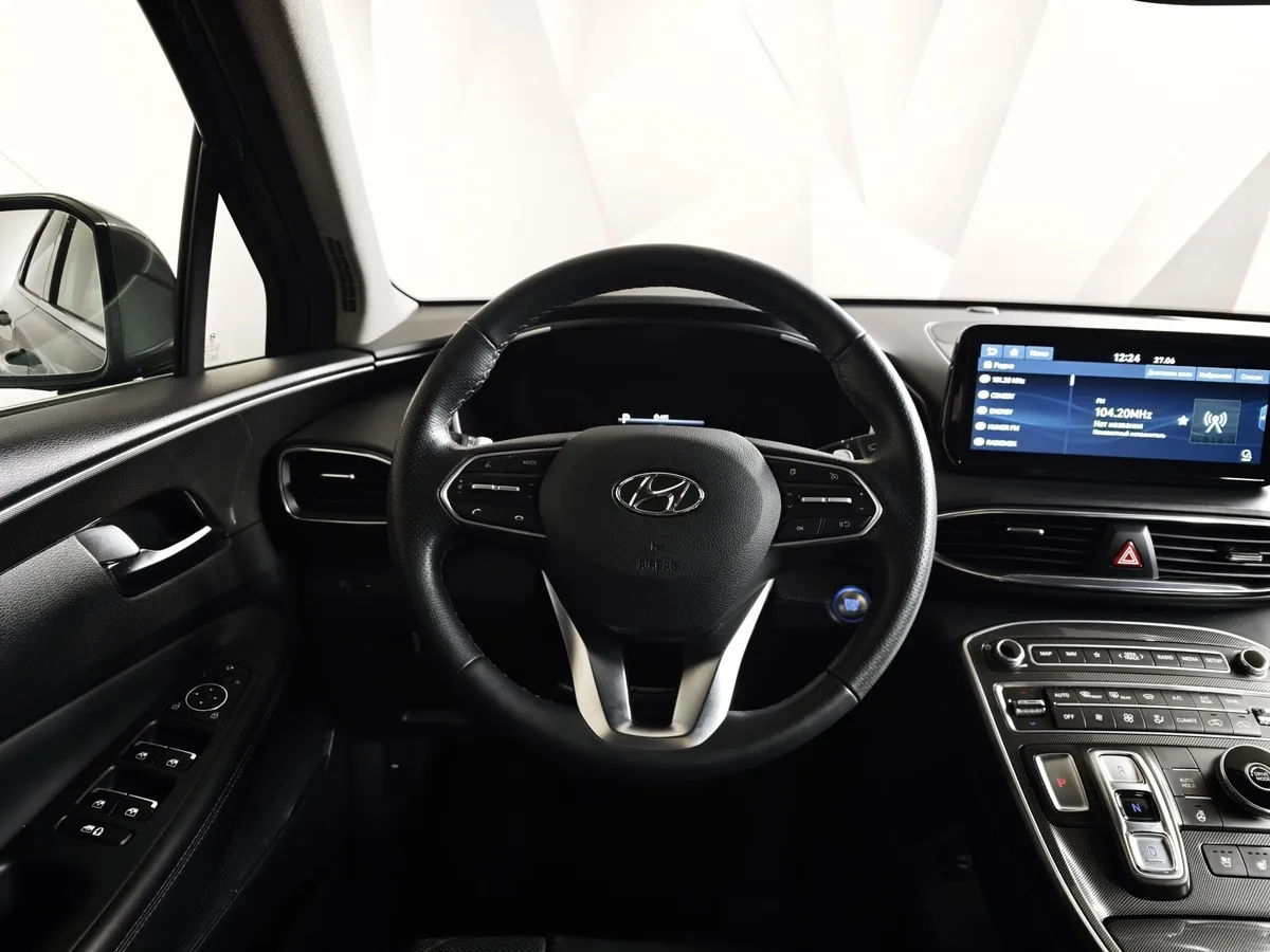 Hyundai Santa Fe 2.5 AWD 6AT (180 л.с.) High-Tech Серый в АВИЛОН. Слайд №20