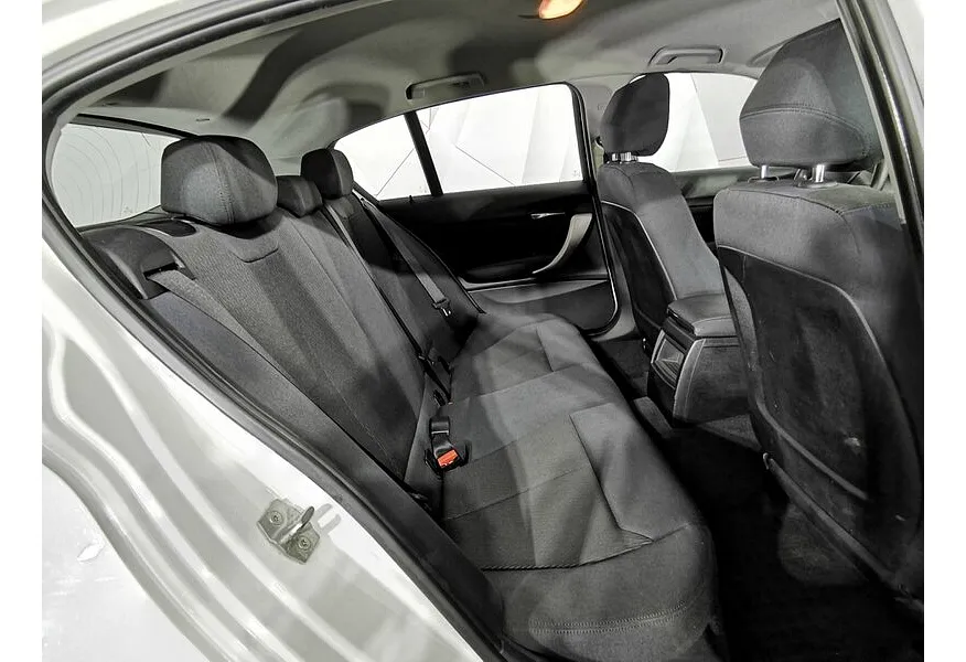 BMW 1 серия 116i AT (136 л.с.) Белый в АВИЛОН. Слайд №14