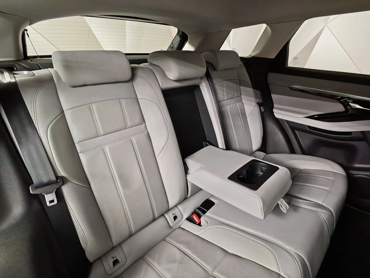 Land Rover Range Rover Evoque D180 AT AWD (180 л.с.) S Красный в АВИЛОН. Слайд №16