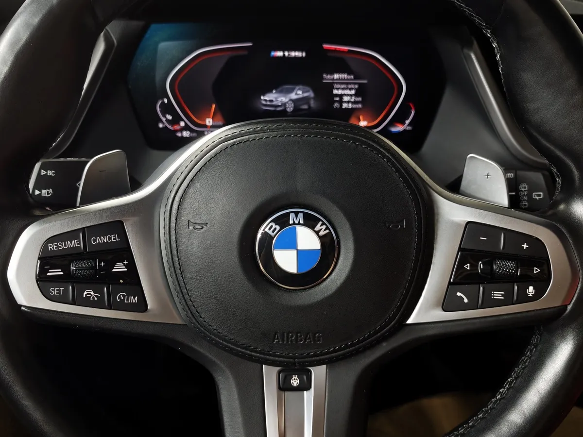 BMW 1 серия M135i 2.0T AT xDrive (306 л.с.) Серый в АВИЛОН. Слайд №20