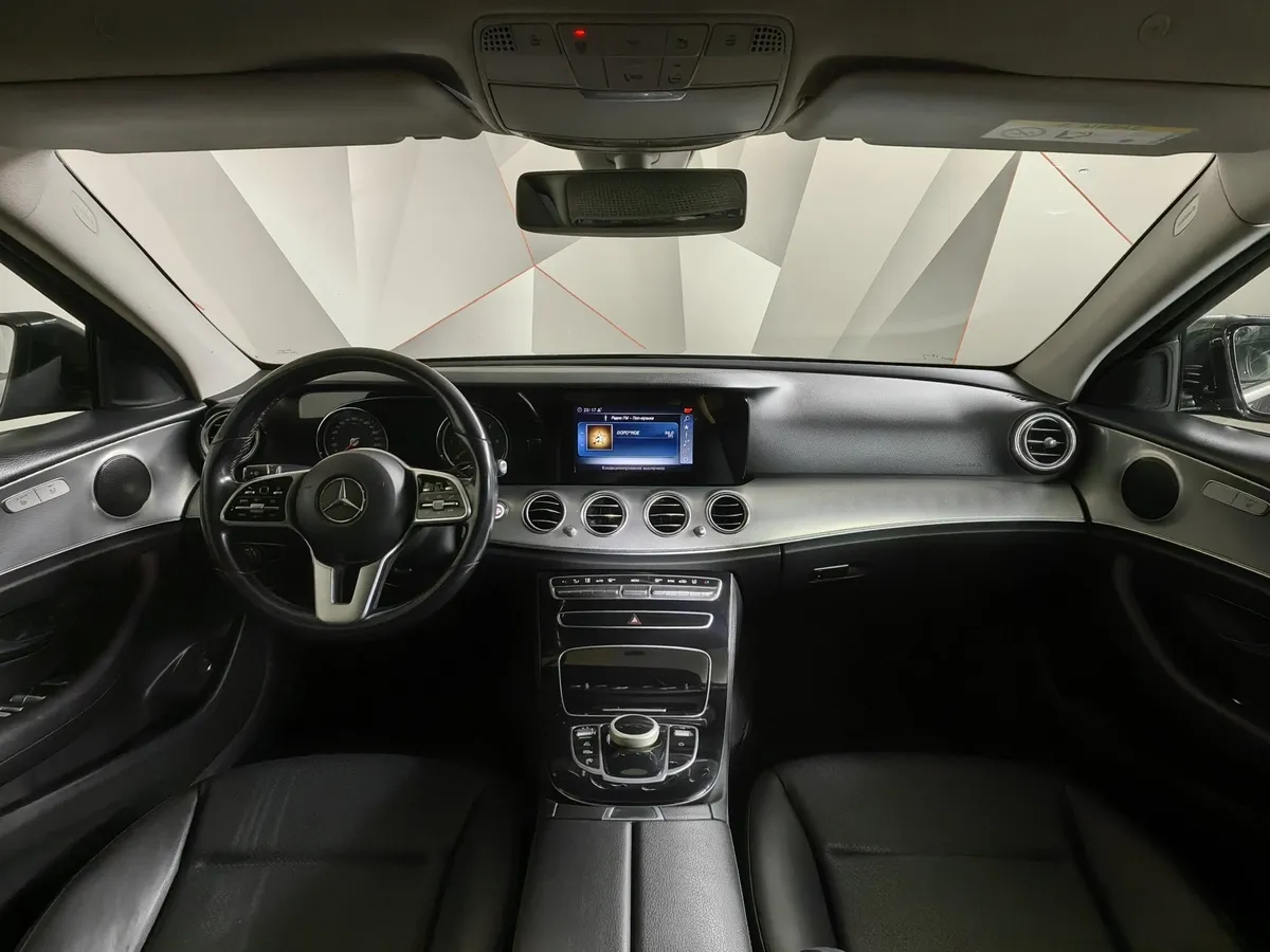 Mercedes-Benz E-Класс E 200 d 9G-TRONIC (150 л.с.) Premium Черный в АВИЛОН. Слайд №13