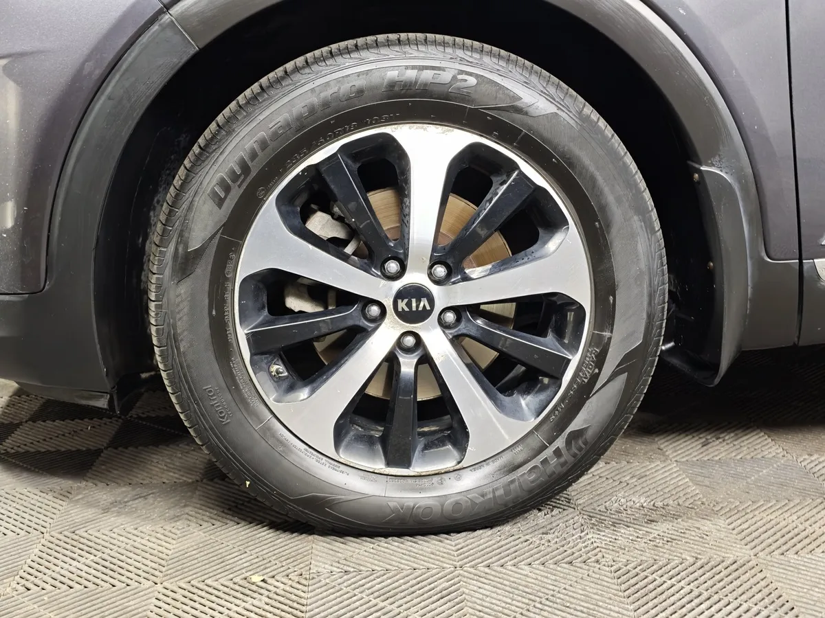 Kia Sorento 2.2 D AT AWD (5 мест) (200 л.с.) Prestige Серый в АВИЛОН. Слайд №9