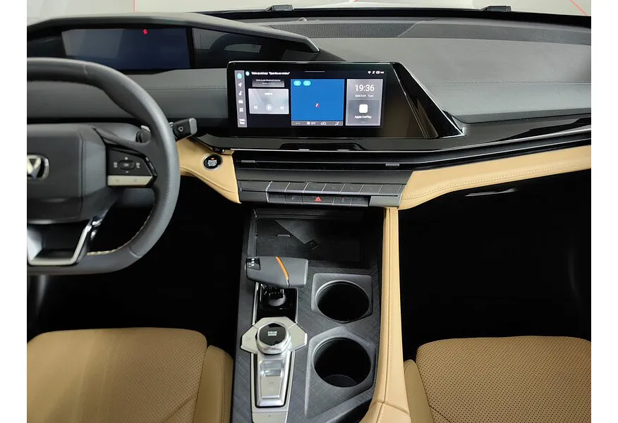 Changan UNI-V 1.5 AMT (181 л.с.) LX Черный в АВИЛОН. Слайд №14