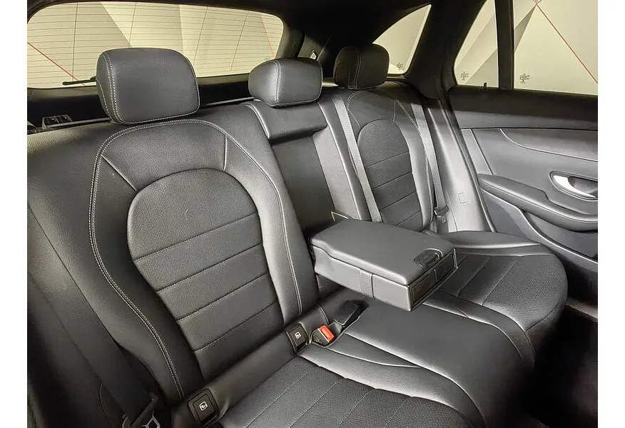 Mercedes-Benz GLC 200 9G-TRONIC 4MATIC (197 л.с.) Premium Серый в АВИЛОН. Слайд №17