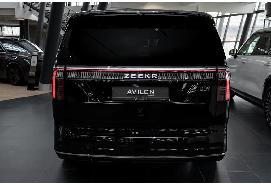 Zeekr 009 AT 4WD (544 л.с.) ME Edition Черный в АВИЛОН. Слайд №6