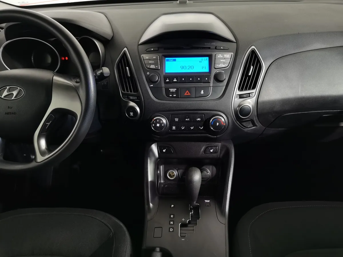 Hyundai ix35 2.0 AT (150 л.с.) Коричневый в АВИЛОН. Слайд №12
