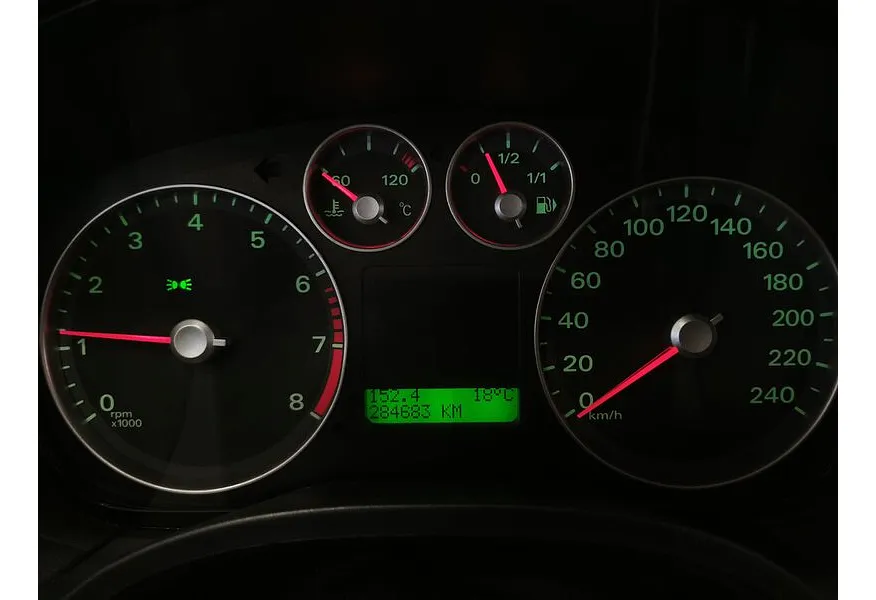 АВИЛОН - Ford Focus 2.0 MT (145 л.с.) Ghia Серый - slide 15