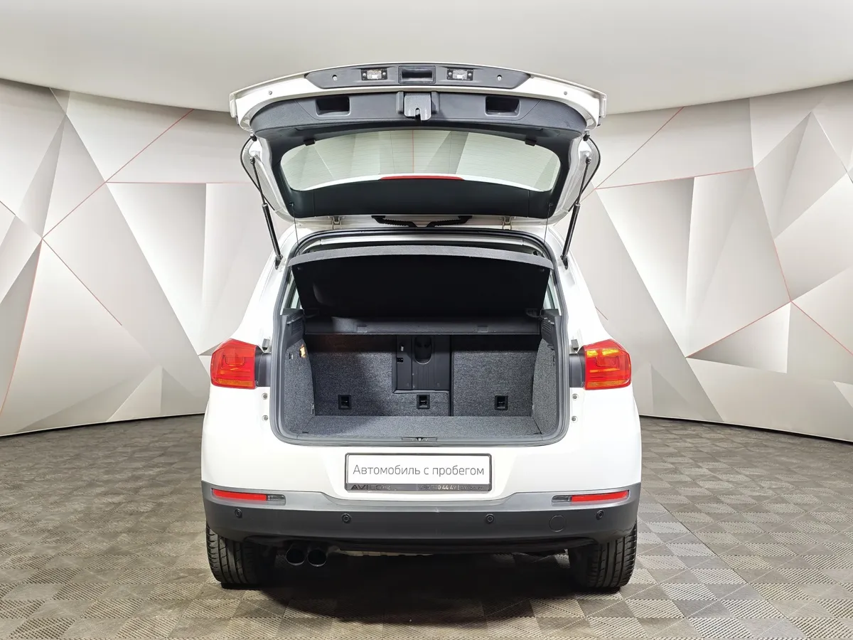 Volkswagen Tiguan 1.4 TSI BlueMotion DSG (150 л.с.) Trend & Fun Белый в АВИЛОН. Слайд №12