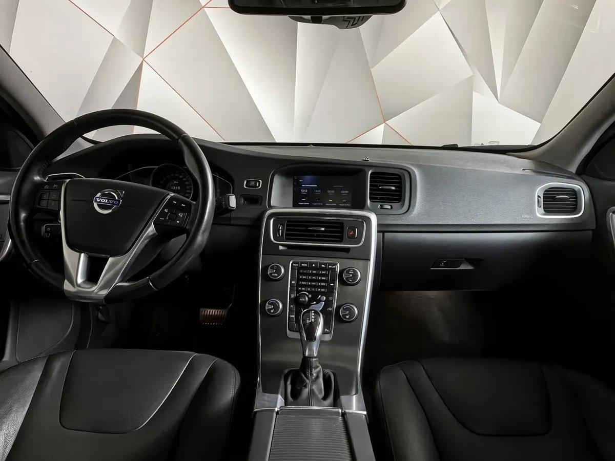 Volvo S60 2.0 T4 AT (180 л.с.) Summum Красный в АВИЛОН. Слайд №14