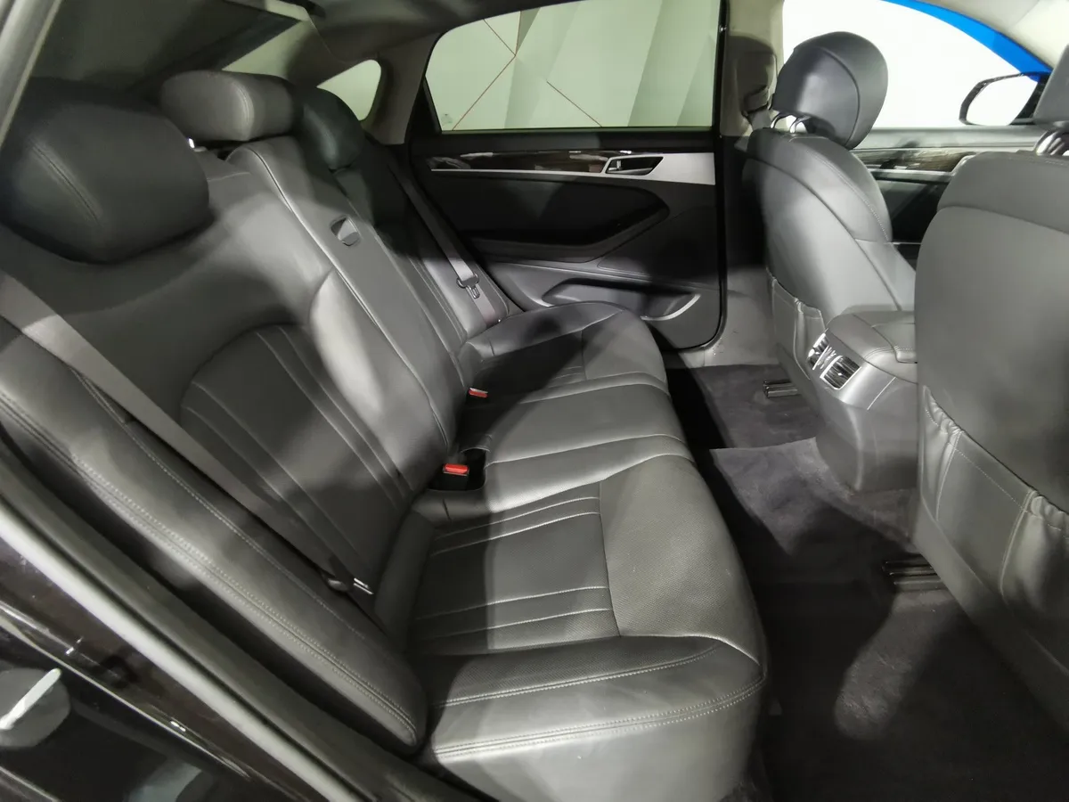 Genesis G80 2.0 AT AWD (197 л.с.) Business Черный в АВИЛОН. Слайд №14