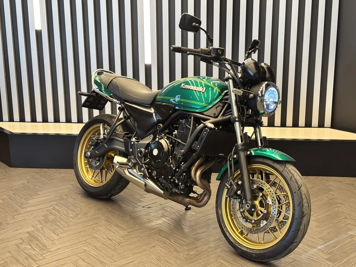 Kawasaki Z650RS 649 см³ (68 л.с.) (68) 649 Зеленый в АВИЛОН. Слайд №2