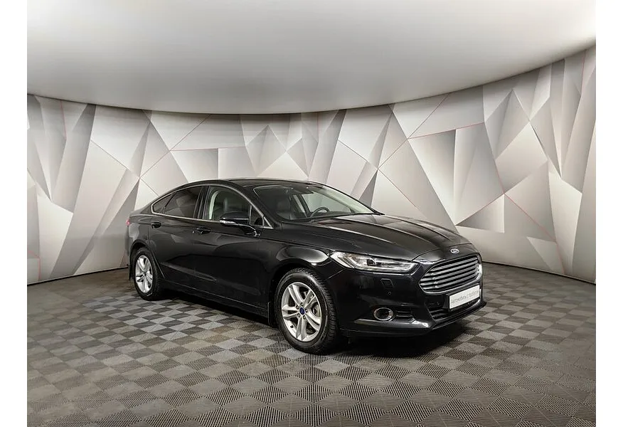 Ford Mondeo 2.0 EcoBoost AT (199 л.с.) Titanium Черный в АВИЛОН. Слайд №3