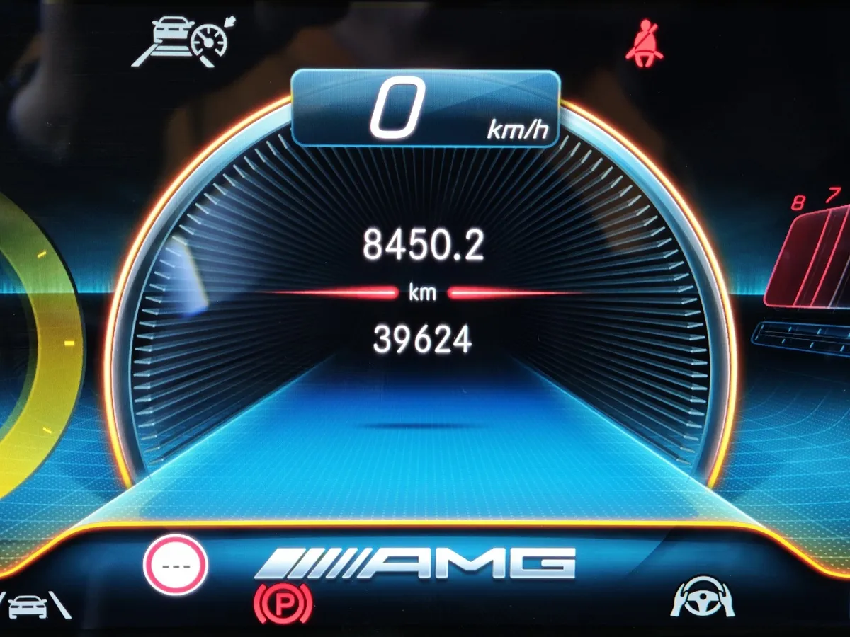 Mercedes-Benz AMG GT 43 4MATIC SPEEDSHIFT TCT 9G (367 л.с.) Особая серия в АВИЛОН. Слайд №18