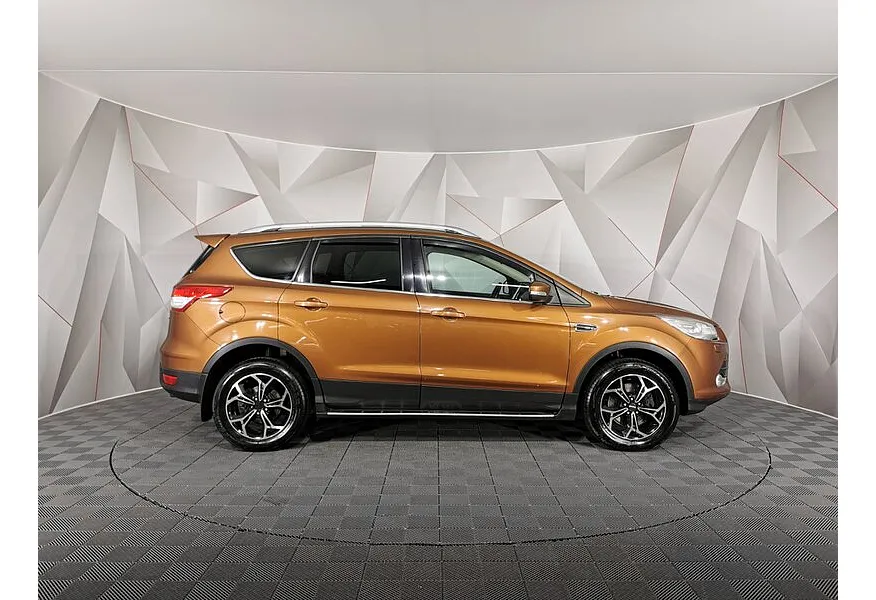 Ford Kuga 1.6 EcoBoost AT AWD (150 л.с.) Titanium Коричневый в АВИЛОН. Слайд №6