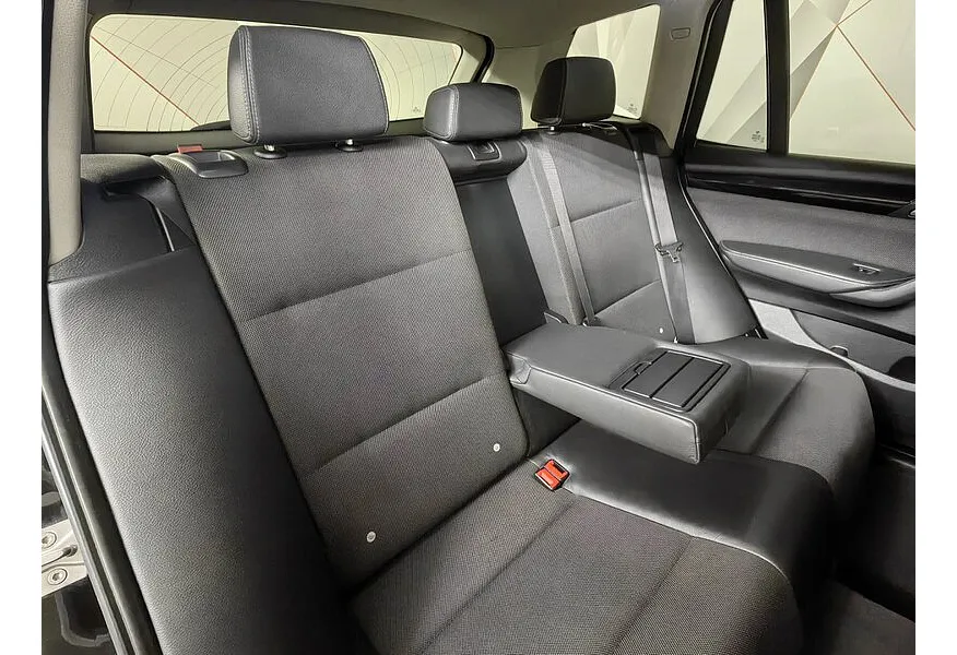 BMW X3 xDrive20d AT (184 л.с.) Черный в АВИЛОН. Слайд №14