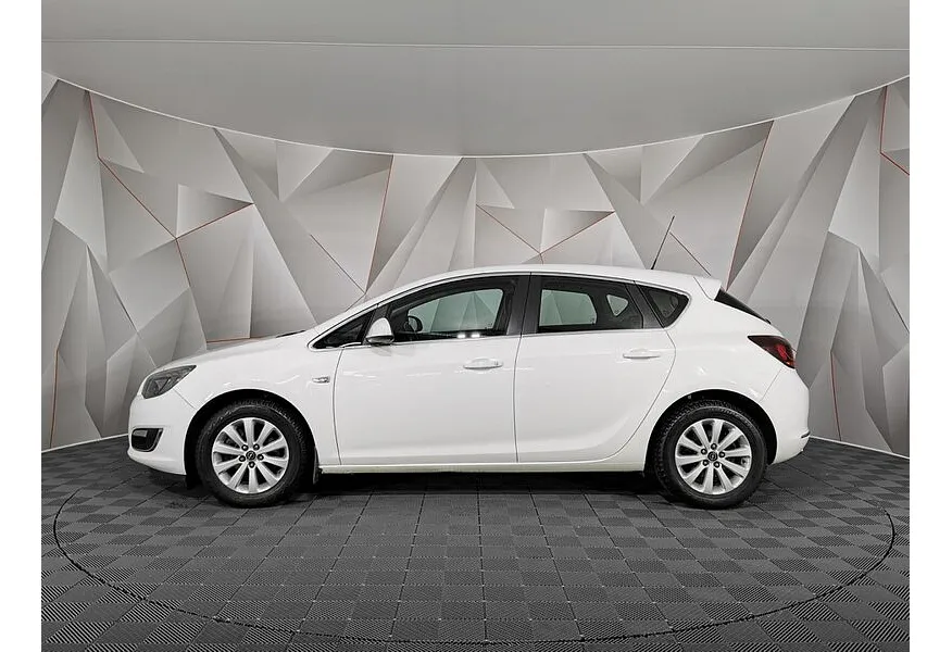 LIVE. Слайд №3