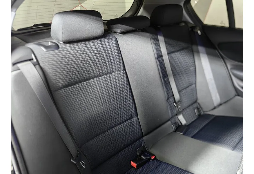 BMW 1 серия 116i AT (115 л.с.) Черный в АВИЛОН. Слайд №14