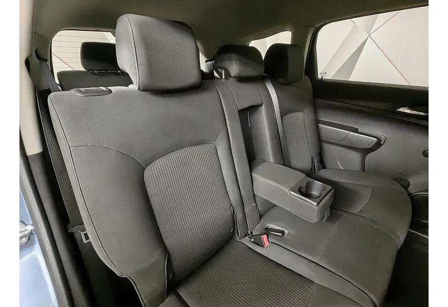 Chevrolet Orlando 1.8 MT (141 л.с.) Голубой в АВИЛОН. Слайд №17