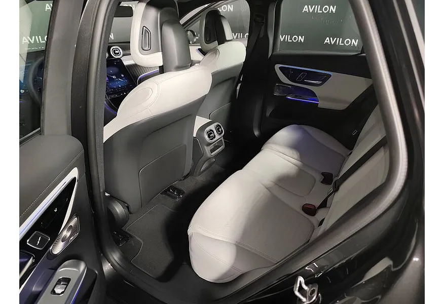 Mercedes-Benz GLC 300 4MATIC 9G-TRONIC (258 л.с.) Белый в АВИЛОН. Слайд №11