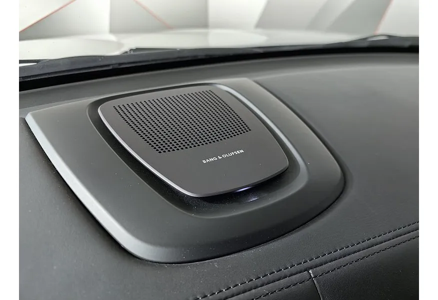 BMW X6 M 4.4 xDrive Steptronic (575 л.с.) Белый в АВИЛОН. Слайд №17