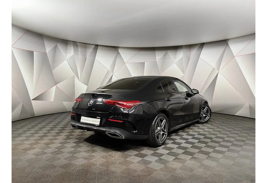 Mercedes-Benz CLA 200 7G-DCT (150 л.с.) Sport Черный в АВИЛОН. Слайд №2