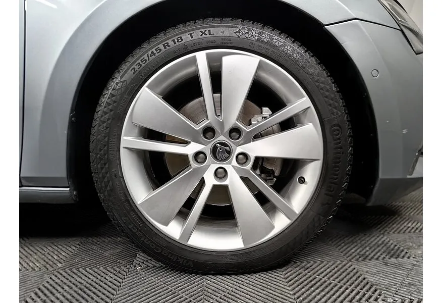 LIVE. Слайд №17