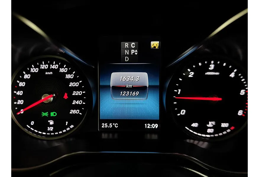 АВИЛОН - Mercedes-Benz V-Класс V 250 BlueTEC 7G-Tronic Plus L3 4x4 (190 л.с.) AVANTGARDE Черный - slide 20