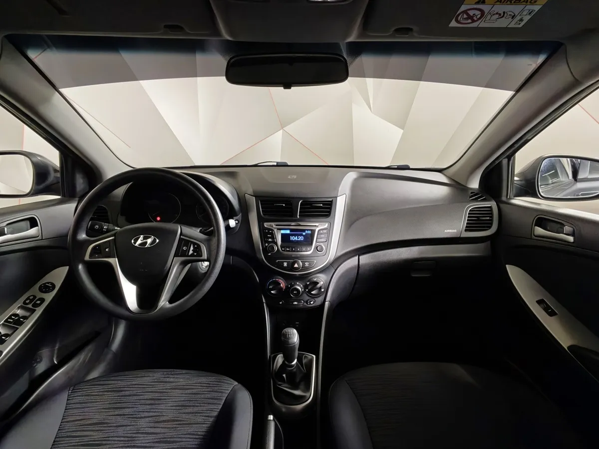 Hyundai Solaris 1.6 MT (123 л.с.) Comfort Серый в АВИЛОН. Слайд №14