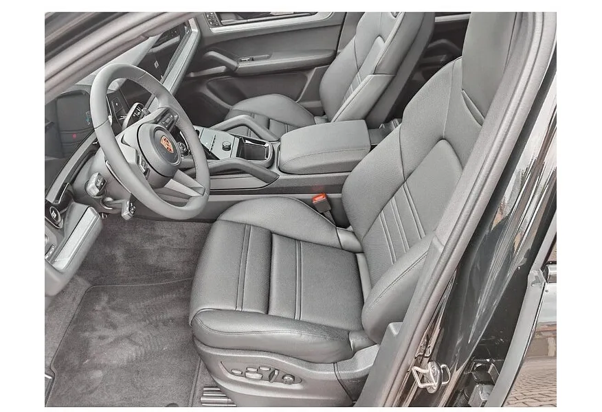 Porsche Cayenne Coupe 3.0 Tiptronic AWD (340 л.с.) Черный в АВИЛОН. Слайд №4