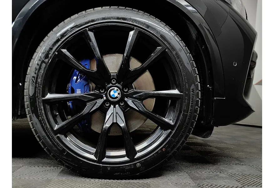 BMW X5 xDrive30d Steptronic (249 л.с.) M Sport Plus Черный в АВИЛОН. Слайд №7