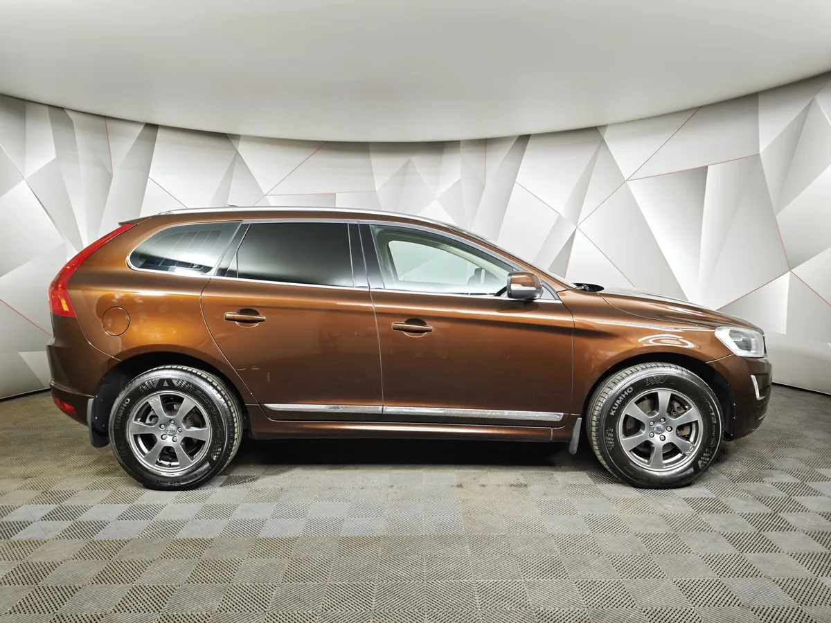 Volvo XC60 2.4 D4 Geartronic AWD (181 л.с.) Красный в АВИЛОН. Слайд №6