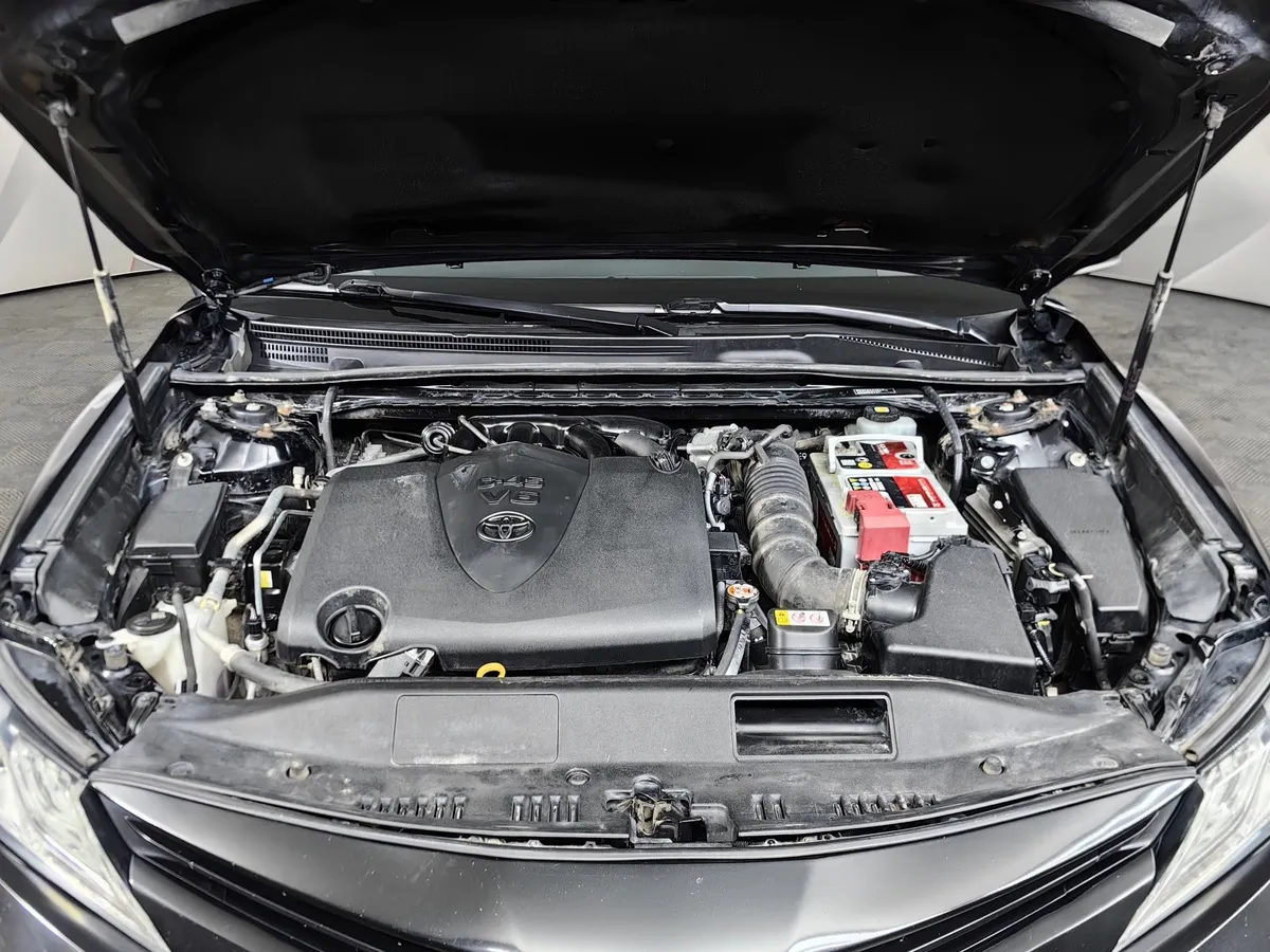 Toyota Camry 3.5 AT (249 л.с.) Черный в АВИЛОН. Слайд №11