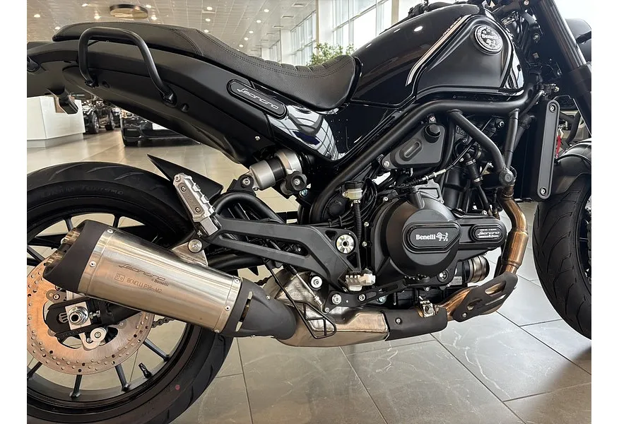 Benelli TRK 502 500 см³ (48 л.с.) 500 Комбинированный в АВИЛОН. Слайд №12